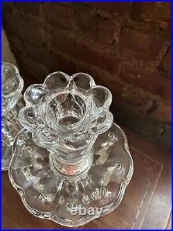 2 VINTAGE HEISEY CRYSTAL GLASS CANDLESTICKS OLD WILLIAMSBURG withBOBECHE & PRISMS