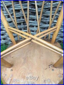 4 x VINTAGE ERCOL LIGHT FINISH WOOD WINDSOR LATTICE CANDLESTICK DINING CHAIRS