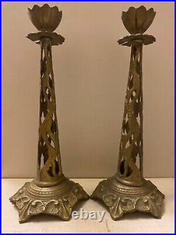 Pair. Vintage Brass Candle Sticks. Eye Catching. Nature Themed. Antique. Heavy