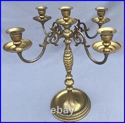 STUNNING FIVE ARM FRENCH VINTAGE BRASS CANDELABRA 1,6kg (LOT 6013)