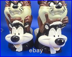 Vintage Looney Tunes Totem Candlestick Holders 1995 Warner Bros Stor Set of 2