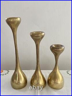 Vintage MidCentury Modern Graduated Tulip Bulb Brass Candlestick Holders MCM Set