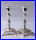 Vintage-Silver-Plated-Signed-England-Condition-Pair2-Candlesticks-Art-Decor-15cm-01-ox